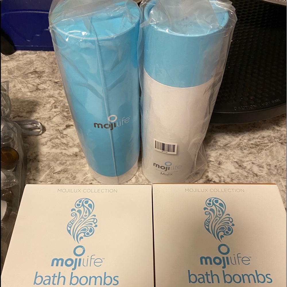 MojiLife Bundle